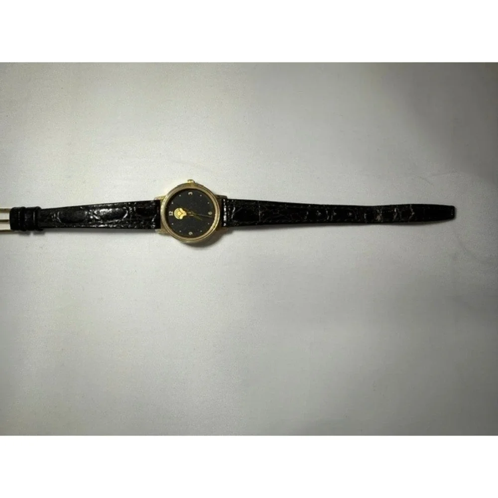 Vintage Seiko Valley Bank Wisconsin Womens Gold Tone Watch Black Leather Strap